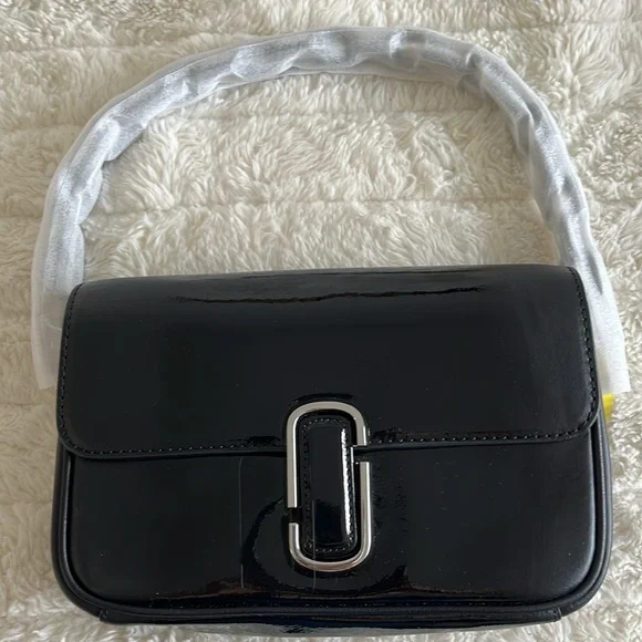 Marc Jacobs The Shadow Patent Shoulder Bag - Picture 3 of 9